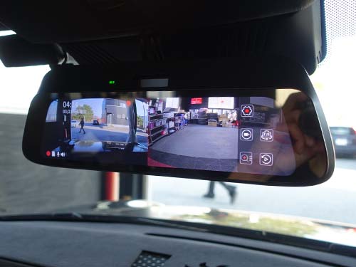 ミニ コンバーチブル(F67) デジタルインナーミラー型ドライブレコーダーを装着