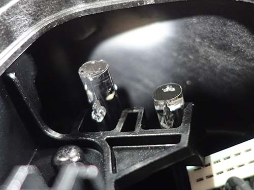 焼損が進行しており、約10mm程度削り落とす必要