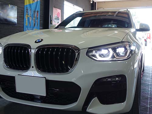 助手席側エンジェルアイの発光に不具合