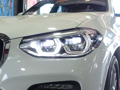 助手席側エンジェルアイの発光に不具合