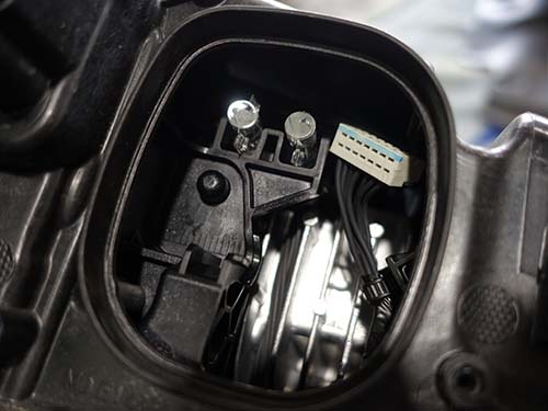 アクリル部分の磨き仕上げ