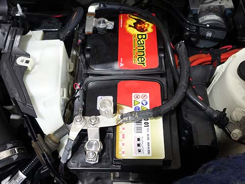 バッテリー交換（Banner AGM 80Ah）