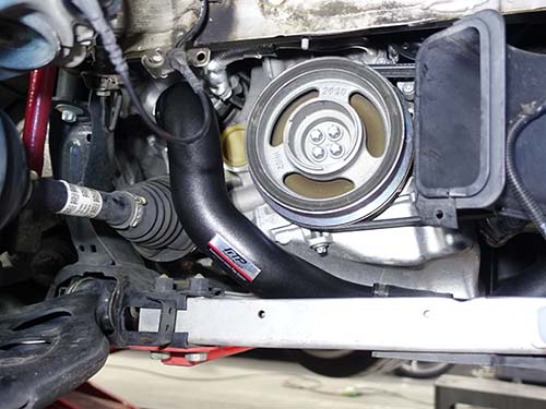 純正パイプと比較して耐久性に優れ、ターボシステムの効率を向上