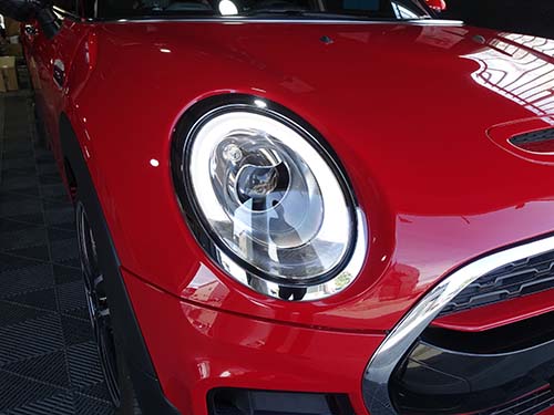 クリア感のあるレンズ面に復活