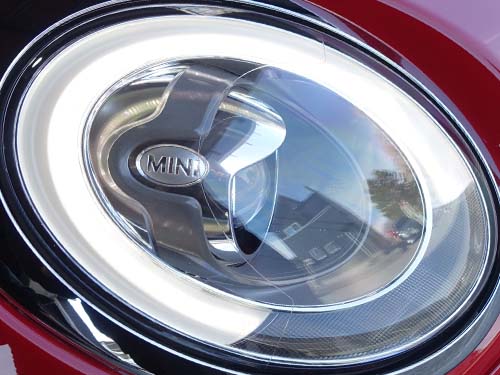 ヘッドライトレンズリペア