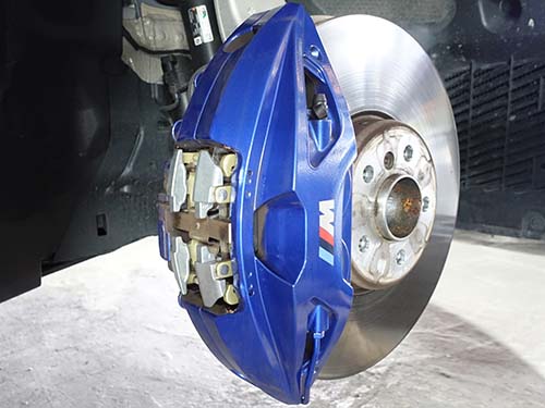 DIXCEL製低ダストブレーキパッド（Mタイプ）へ交換