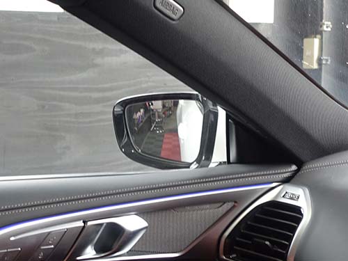 後退時の助手席ミラー下降角度変更（浅く）