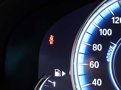 走行中のシートベルトアラーム音消去