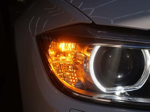 フロントウインカーの電球をRAIKO製LEDバルブ（S25150）へ交換してLED化