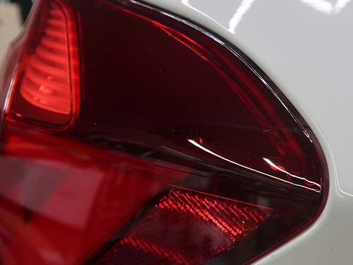 BMW純正パーツでLCI化