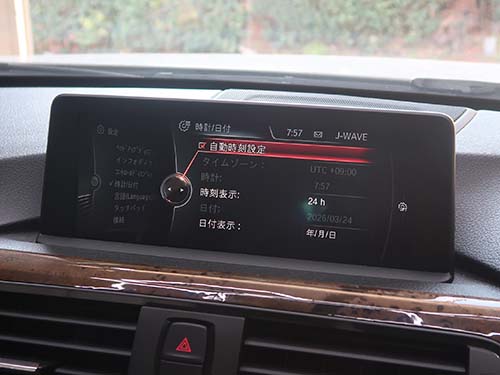iDrive画面に自動時刻設定メニュー表示