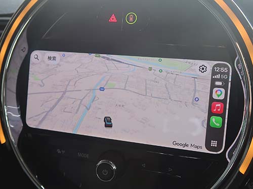 フルスクリーンApple CarPlay