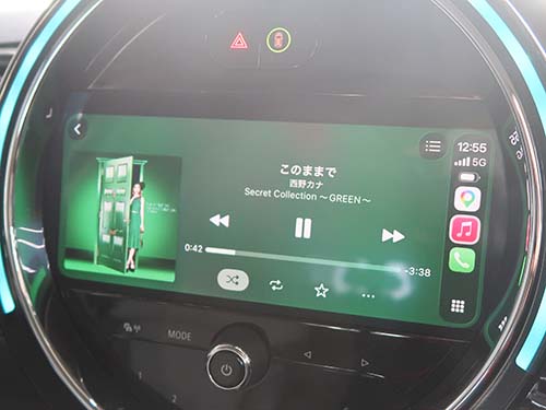 フルスクリーンApple CarPlay