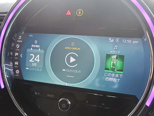 純正同等の操作性でCarPlayを使用可能な状態へ