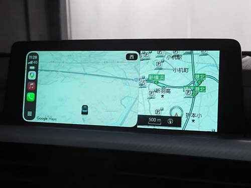 iPhoneの地図アプリ(Apple Maps・Google Maps等)や音楽アプリ、通話機能をiDriveの画面から直接操作