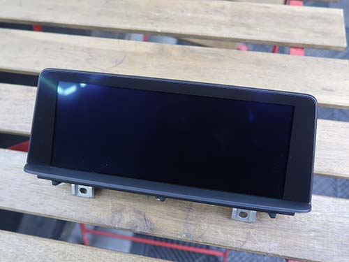 純正中古モニターへの交換をご提案