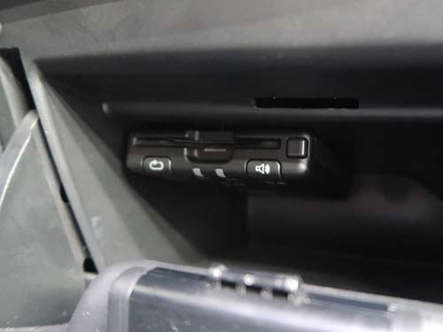 社外製ETCを装着されていました