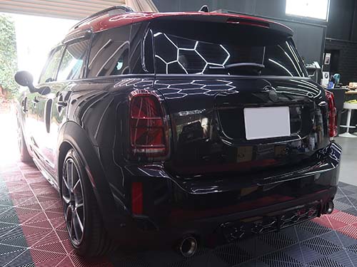 ミニ クロスオーバー（F60）LCI JCW