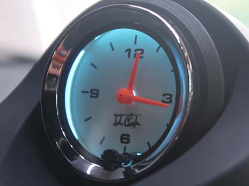 バックライトカラーはブルー