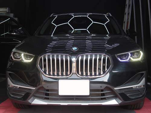 両側ヘッドライトでデイライト発光不良が起きている