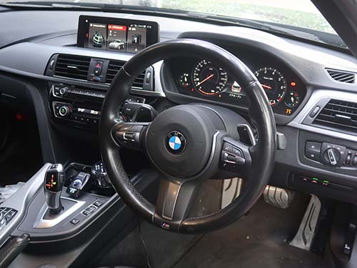 Mスポーツにパドルシフトを後付け装着