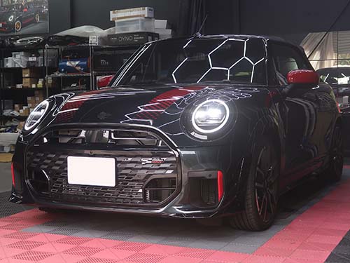 ミニ コンバーチブル（F67）JCW