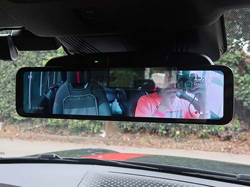 BELLOF製デジタルインナーミラー型ドライブレコーダーを装着