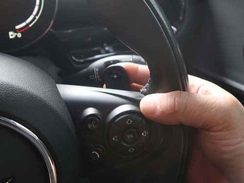 右側がシフトアップ