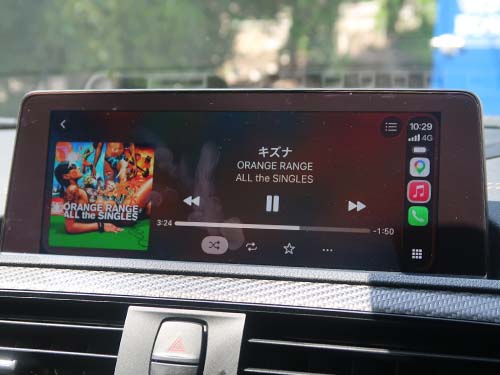 画面全体を使ったAppleCarPlay表示