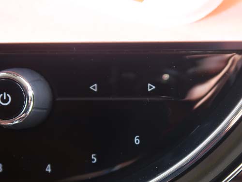 純正スイッチ操作でチャンネル切り替え