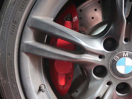 オプション設定内容に「スポーツブレーキが装着された」という情報を追加設定