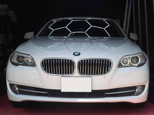 運転席側のリングライトが点灯しないという症状