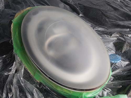 粗い番手でハードコート層をざっくりと削り落とし