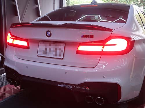F90 LCIテールライトの後付装着