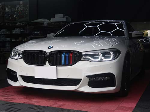 BMW 5シリーズ セダン（G30）530i