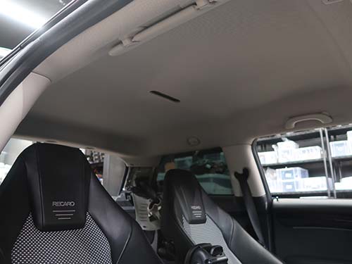 ルーフライナーへの穴あけが必要