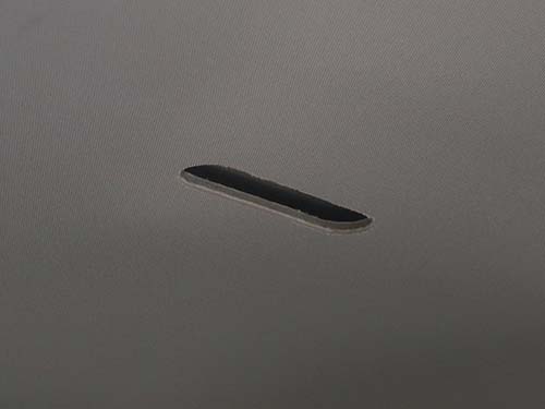 専用の治具を使用して取り付け位置を正確に計測し位置決め