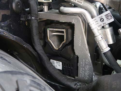 エンジンマウント・ペンドラムサポート交換