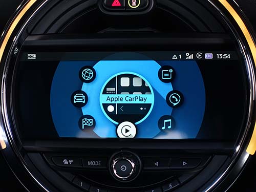 認証コード方式でAppleCarPlayを有効化
