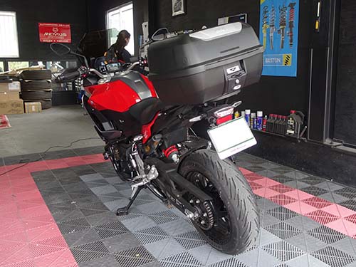 BMW MOTORRAD F900XR（K84）