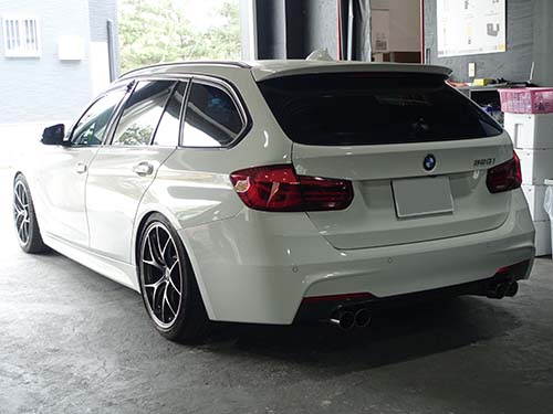 BMW 3シリーズ ツーリング（F31）LCI 320i