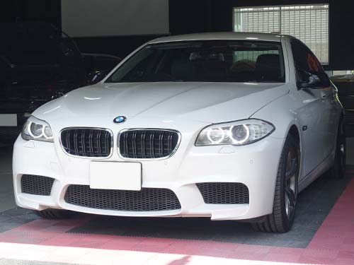 BMW 5シリーズセダン(F10)528i