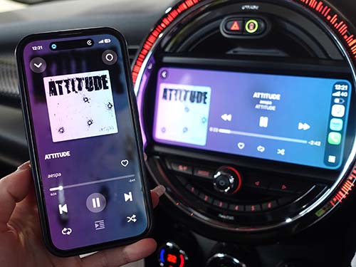 画面全体にApple CarPlayが表示される