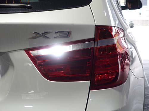 LEDバルブへ交換することで美白光