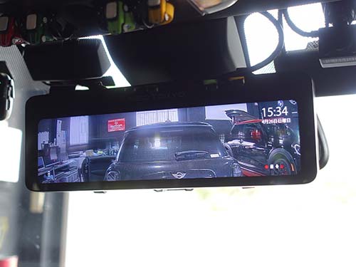 デジタルミラー型のドライブレコーダー