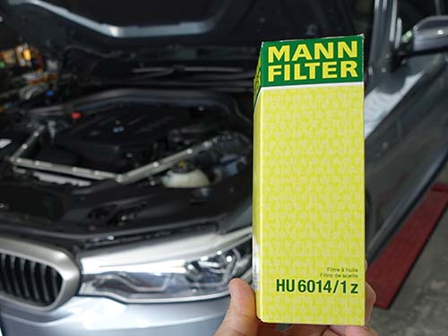 オイルエレメントはMANNFILTER製へ交換