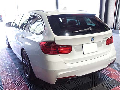 BMW 3シリーズ ツーリング(F31)320i