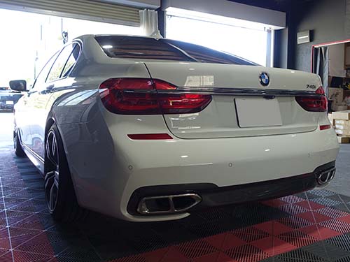BMW 7シリーズ（G11）740i