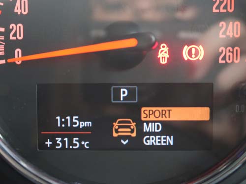SPORT/MID/GREENの各モードを切り替えられる