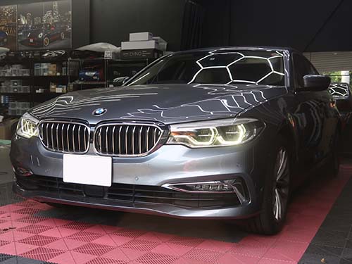 BMW 5シリーズ（G30）523i Luxury